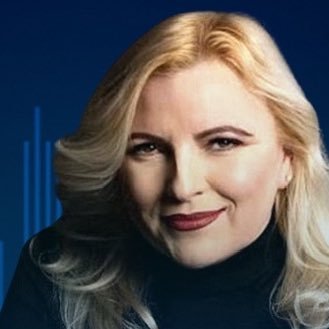 Video Podcast “BONA FIDE DIALOGUES with Christina Kueppers” includes 3 segments: Tech Sync | Creativity | Paradigms & Paradoxes