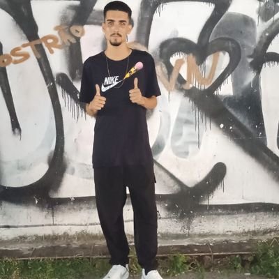 Fujo dos falsos amores e amigos 🙌🏼🕊️
@Nike @FluminenseFC