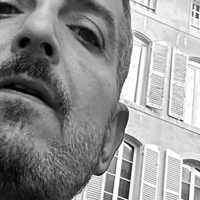 luisviola's profile picture. 