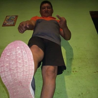 I am a big boy Heteros   with big feet, Latin Venezuelan with a lot of personalized photos and videos 👣44 comes to DM and I'll send you my WhatsApp oh Telegram