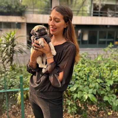 alepelga's profile picture. Instagram: alepelga / juzgamos porque no entendemos