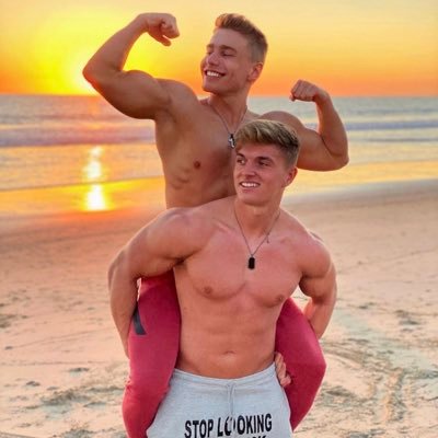 Your favorite blond hunks 😜💪 Watch our s*x tapes and videos with other big creators! No PPVs on our page! 👉💦 https://t.co/ycuQjGLZqH