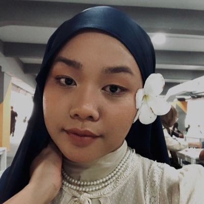 ˗ˏˋ✩ˎˊ˗ ˖⁺‧₊˚ ♡ ˚₊‧⁺˖ฅ^•ﻌ•^ฅ ˗ˏˋ✩ˎˊ˗˖⁺‧₊˚ ♡ ˚₊ Caution ; Moody girl here