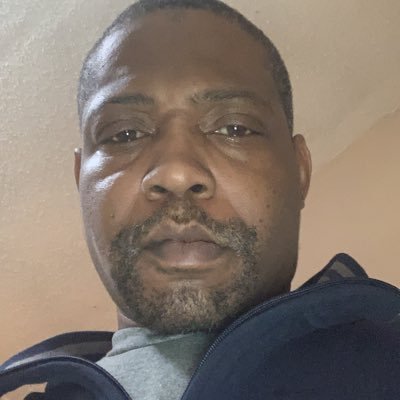 I wanna do content with women of all races..ages and body type ..I’m in e. Cobb.. I’m 6’2 Sagittarius laidback amazing kisser and yes my dick is pornworthy