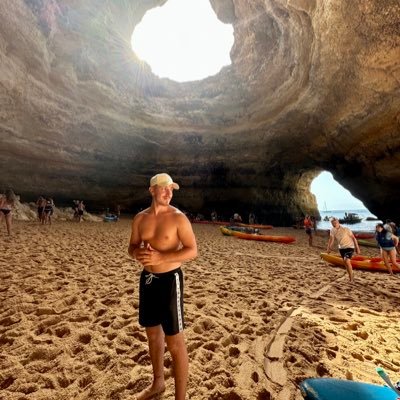 TVOS__'s profile picture. 24 years « ça commence à faire 🥲» 🏄🏼‍♂️🌺🏎️ @mathyboyyyy ma brebis galeuse, @FalsoGAV 🎀 @NAZAR6s😈