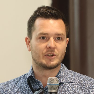 andrewhowdencom's profile picture. Whale biologist