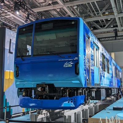 QuZk8ryutann's profile picture. よろしく
ちなみに位置情報の欄は左から順番推しているものが書かれています
(最推し電車二推しケモノ(ケモナー)3推しゆっくり実況4推し音楽)