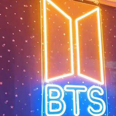 H U G E fan of BTS,(Yes! I am proud to be Army). Love playing video games and fantastic food. she/her. Army name is Tannie Kim . 
p.s.  i purple u!