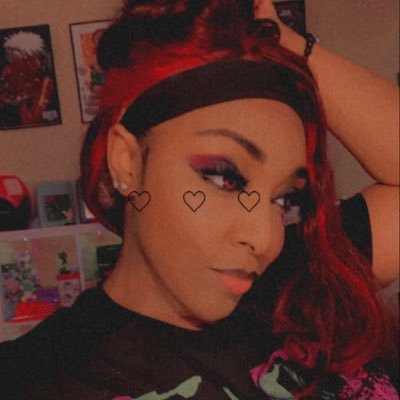 Kellz (🎮MsGameQueen👑)