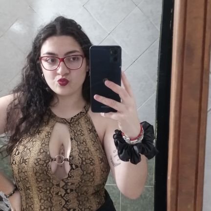 22 | ig: irinapepi_ | siempre me veran en algún recital