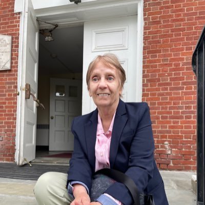 UVersion9921's profile picture. 