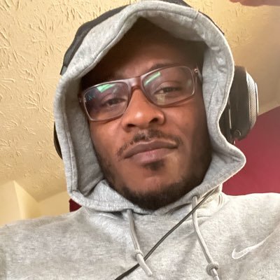 I still have my bright fantasies while drinking Gatorade in the hood! Twitch Affiliate