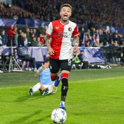 FeyeStats's profile picture. ❤️🤍🖤