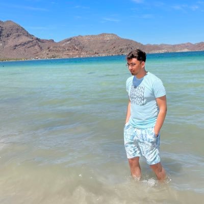 nesscr37's profile picture. 1995 🇲🇽🏳️‍🌈