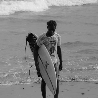 Atleta
Surfista e skatista
1x campião nacional 🇸🇹