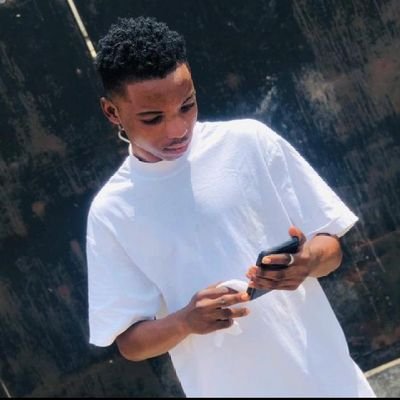 Babatun33015001's profile picture. 