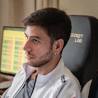 mapash10's profile picture. Científico del deporte, gamer y curioso por naturaleza. Todo un paraíso. 🧳🥇🎸🖱️📈🆒