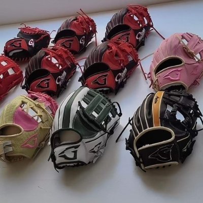 GoinYard is a custom glove and batting glove company. Contact GY for team fundraisers with custom gloves and batting gloves, reach out with glove ideas!