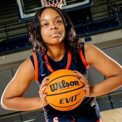 C/O ‘2️⃣4️⃣ hoopHER ⛹🏽‍♀️. You get out what you put in 💪🏽…5’11 Guard | @MorganStBears