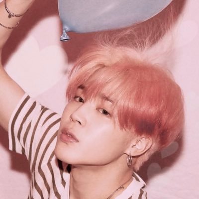 uarmvjoy's profile picture. doctorate degree in btsvelvetism