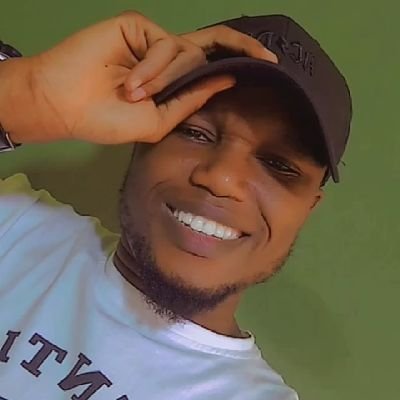 Info: laguda_rahmon@lagosstate.gov.ng ...a king with vibes and zero bitches | @realmadrid's fan.