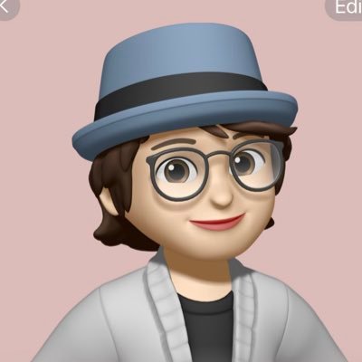 amysj100's profile picture. 