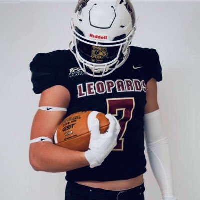 @LafColFootball LB Commit | 6’3 220lbs SS/LB | 4.53s 40yd |