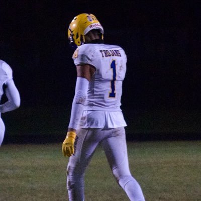 Gaithersburg High School WR/S| 6’3 180 |24’ 🎓| 4.53 WGPA | 4.0 GPA