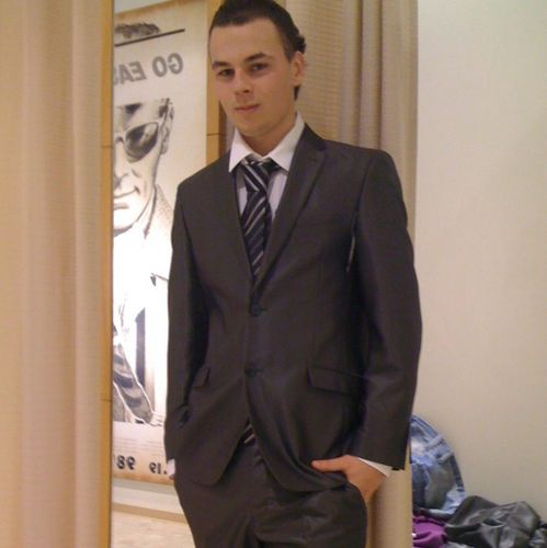 Kyltyy's profile picture. Look into yourself, and be yourself  ;