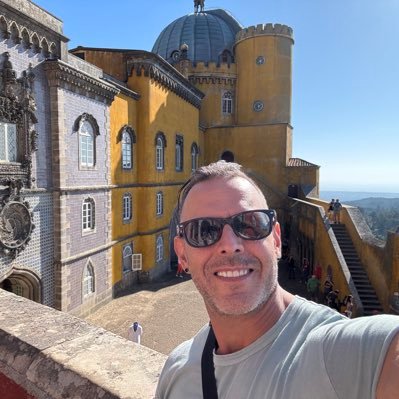 LouT75's profile picture. 