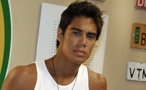 FC oficial @micaelborges o negro mais rebelde so brasil...
#AMAMOSMICAELBORGES
