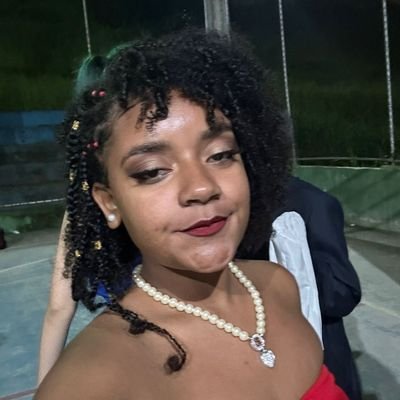 Larih_maiia's profile picture. maktub | sp