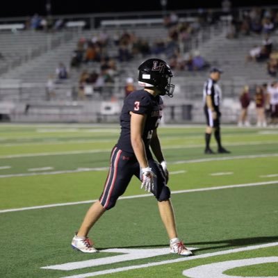 Austin, TX // 5'11 180// Lake Travis High School // Class of 2026 // Football // WR/DB // 4.0 GPA // National Honors Society jaxlueders@gmail.com