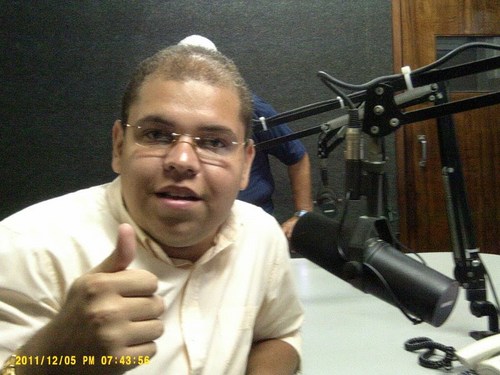 sou Elialdo Silva, narrador esportivo ( SEM EMISSORA)
.