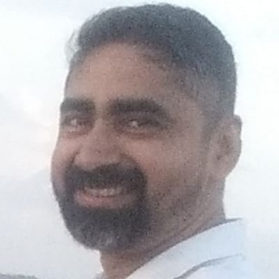 कर्म पथ पर मुस्कुराऊँ सर्वदा, आपदाओं को समझ वरदान मैं