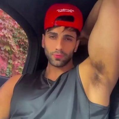 jw23455635's profile picture. Doggie Lover🐶🐶🐶🐶🦮🦮🦮🦌 Dog Dad🦮🦮🦮