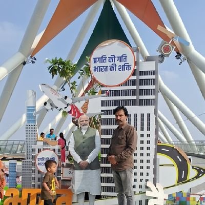 गीता में भगवान कृष्ण ने योग की व्याख्या करते हुए कहा है-
‘योगः कर्मसु कौशलम्’
अर्थात्, कर्म की कुशलता ही योग है।
@narendramodi