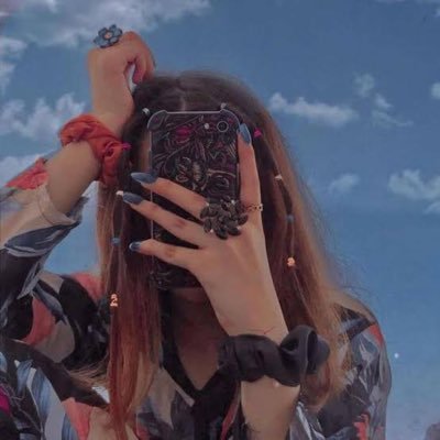 DuaWriterr's profile picture. Naturally and artificially flavored.