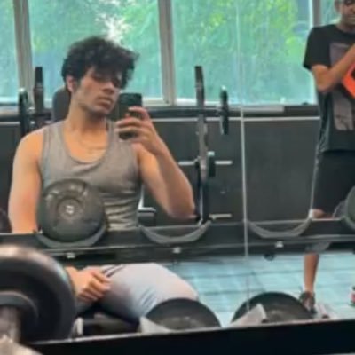 tapli__'s profile picture. Remember life is coming from you not at you💫🫚