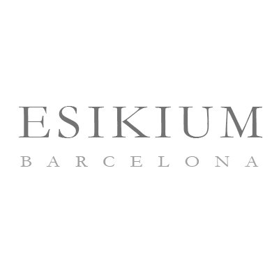 Descubre en Esikium, en Barcelona, elegantes sillas de alta calidad para hogar y oficina. #SiguemeYteSigo