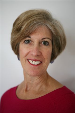 I help businesses selling products and services to Seniors to generate leads, nurture customers and increase sales w/ online copy and marketing strategies.