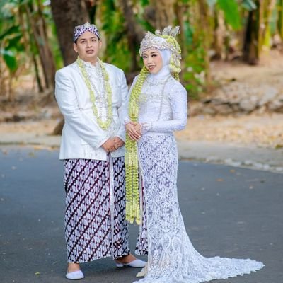 krnjossi21's profile picture. Psychology🎓 | Ricky Andhika Yanuar💍❤️