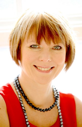 AWA by Lindsey Agness, 53 yr old best selling author, NLP trainer, mother of Sophie and Ollie. AWA is for mid-life women who want more out of their lives.