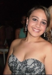 15 anos, sou do signo de Peixes, uma garota extrovertida, meiga qe. está sempre de bom humor com a vida, e CHATA & ABUSADA, é oqe dizem Segue ?