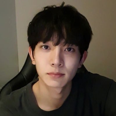 itsnotskyy__'s profile picture. what's here, stays here