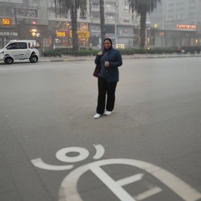 YasminE72416922's profile picture. قلبي المتيم كلما صلي عليك وسلم ذاق السعادة مغرماً.. اللهم صل وسلم وبارك على سيدنا محمد..
اللهم اجعل ابي رفيق نبيك في الجنة.. اوقات بيبان ان الكسبان خسر
🇪🇬🏹