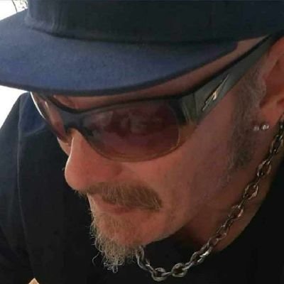 RamelNikolas's profile picture. 
