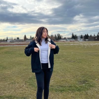 janinesenga's profile picture. Romans 8:18 | ig: janinesenga 🌹