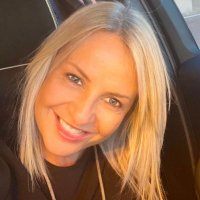 Esther González (@esthergonzalz) 's Twitter Profile Photo Esther González (@esthergonzalz) 's Twitter Profile Photo