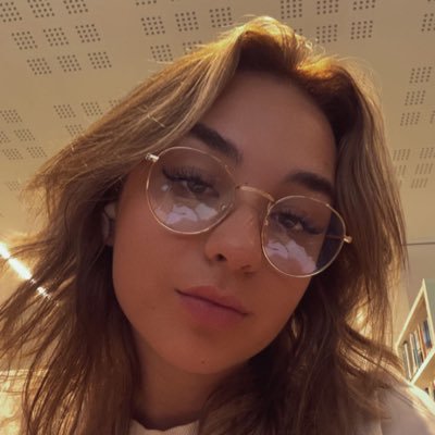 Maisie37791394's profile picture. 